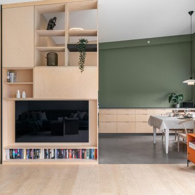 Modulaire houten boekenkast in mid-century design, kenmerkend voor de Pastoe design geschiedenis